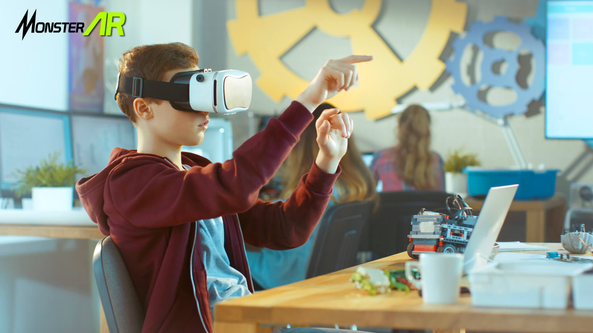 Contoh Aplikasi Virtual Reality Dalam Pendidikan