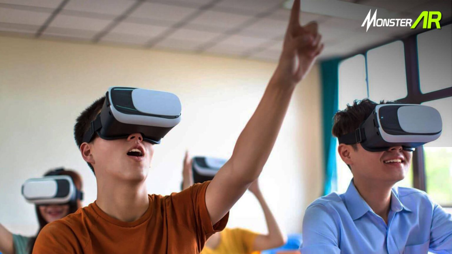 Fungsi Virtual Reality, Keunggulan, Contoh, Dan Cara Kerjanya